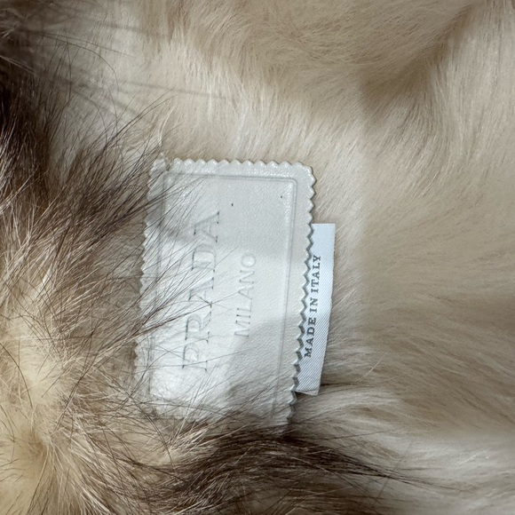 Prada suede white vintage coat. - Picture 2 of 4